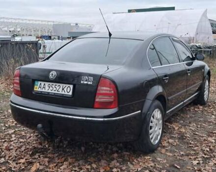 Черный Шкода Суперб, объемом двигателя 1.8 л и пробегом 302 тыс. км за 4500 $, фото 3 на Automoto.ua