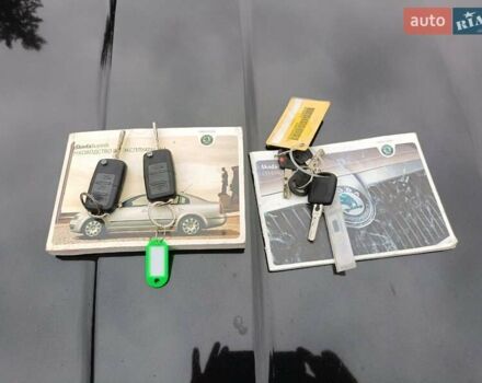 Черный Шкода Суперб, объемом двигателя 1.8 л и пробегом 347 тыс. км за 4550 $, фото 25 на Automoto.ua