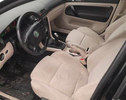 Чорний Шкода Суперб, об'ємом двигуна 2.5 л та пробігом 360 тис. км за 2600 $, фото 14 на Automoto.ua