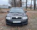 Черный Шкода Суперб, объемом двигателя 1.8 л и пробегом 302 тыс. км за 4500 $, фото 1 на Automoto.ua