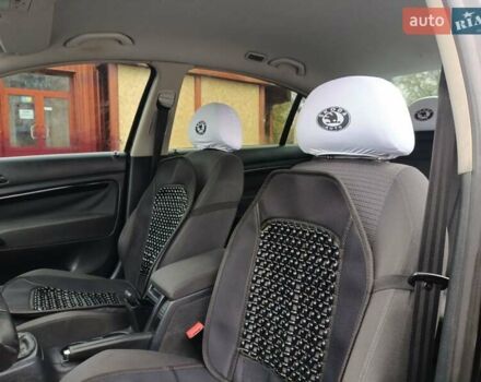 Черный Шкода Суперб, объемом двигателя 1.8 л и пробегом 347 тыс. км за 4550 $, фото 28 на Automoto.ua