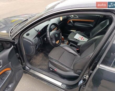 Черный Шкода Суперб, объемом двигателя 1.78 л и пробегом 384 тыс. км за 3500 $, фото 17 на Automoto.ua