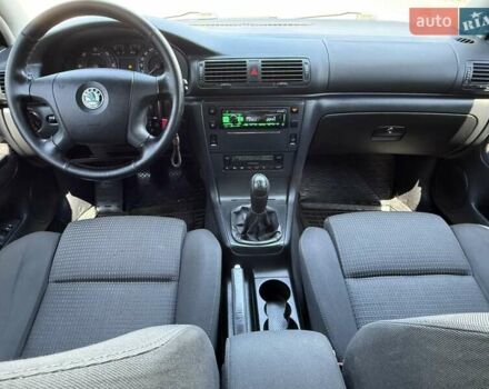 Черный Шкода Суперб, объемом двигателя 1.97 л и пробегом 340 тыс. км за 5600 $, фото 49 на Automoto.ua