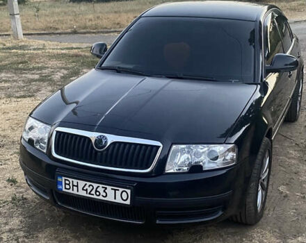 Черный Шкода Суперб, объемом двигателя 1.8 л и пробегом 215 тыс. км за 7000 $, фото 1 на Automoto.ua