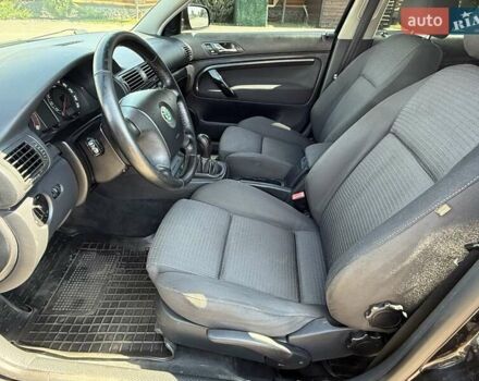 Черный Шкода Суперб, объемом двигателя 1.97 л и пробегом 340 тыс. км за 5600 $, фото 30 на Automoto.ua