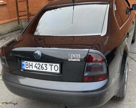 Черный Шкода Суперб, объемом двигателя 1.8 л и пробегом 215 тыс. км за 7000 $, фото 2 на Automoto.ua