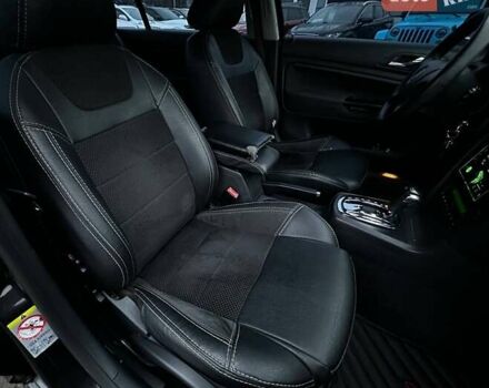 Черный Шкода Суперб, объемом двигателя 1.78 л и пробегом 200 тыс. км за 6600 $, фото 17 на Automoto.ua