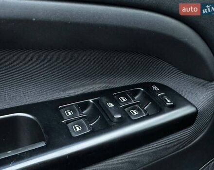 Черный Шкода Суперб, объемом двигателя 1.78 л и пробегом 200 тыс. км за 6600 $, фото 29 на Automoto.ua