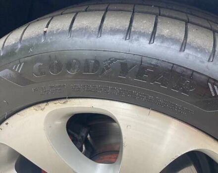 Черный Шкода Суперб, объемом двигателя 2 л и пробегом 302 тыс. км за 8000 $, фото 40 на Automoto.ua