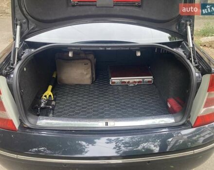 Черный Шкода Суперб, объемом двигателя 2 л и пробегом 302 тыс. км за 8000 $, фото 37 на Automoto.ua