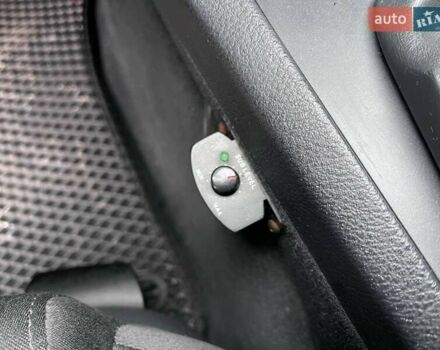 Черный Шкода Суперб, объемом двигателя 1.8 л и пробегом 261 тыс. км за 7990 $, фото 21 на Automoto.ua