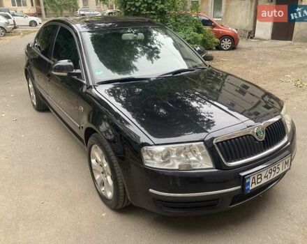 Черный Шкода Суперб, объемом двигателя 2 л и пробегом 302 тыс. км за 8000 $, фото 6 на Automoto.ua