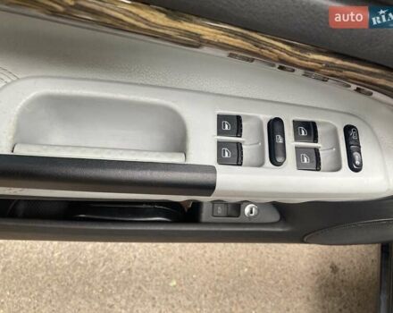 Черный Шкода Суперб, объемом двигателя 2 л и пробегом 302 тыс. км за 8000 $, фото 11 на Automoto.ua