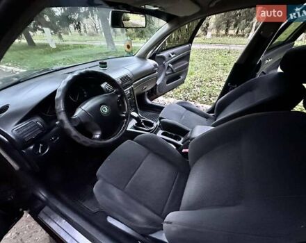 Черный Шкода Суперб, объемом двигателя 1.9 л и пробегом 356 тыс. км за 4500 $, фото 8 на Automoto.ua