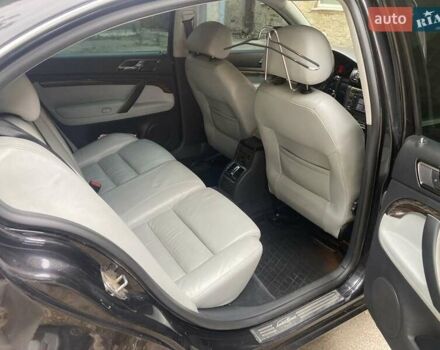 Черный Шкода Суперб, объемом двигателя 2 л и пробегом 302 тыс. км за 8000 $, фото 16 на Automoto.ua