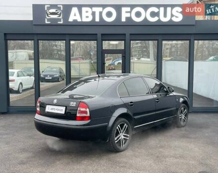 Черный Шкода Суперб, объемом двигателя 1.8 л и пробегом 261 тыс. км за 7990 $, фото 4 на Automoto.ua