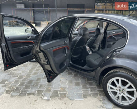 Черный Шкода Суперб, объемом двигателя 1.78 л и пробегом 234 тыс. км за 4850 $, фото 43 на Automoto.ua