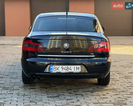 Чорний Шкода Суперб, об'ємом двигуна 1.8 л та пробігом 190 тис. км за 5555 $, фото 4 на Automoto.ua