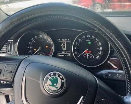 Шкода Суперб 2008 в Борзне на Automoto.ua Черный Шкода Суперб, объемом двигателя 1.97 л и пробегом 208 тыс. км за 10000 $, фото 8 на Automoto.ua