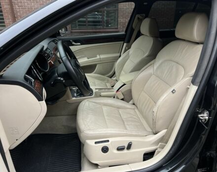 Чорний Шкода Суперб, об'ємом двигуна 2 л та пробігом 300 тис. км за 7800 $, фото 11 на Automoto.ua