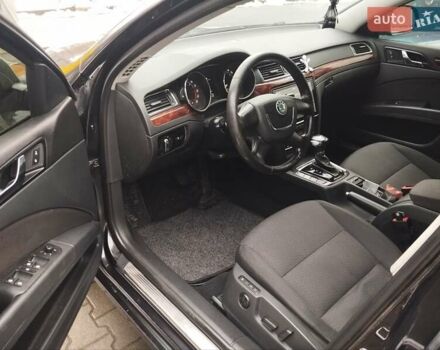 Черный Шкода Суперб, объемом двигателя 1.97 л и пробегом 369 тыс. км за 7690 $, фото 32 на Automoto.ua