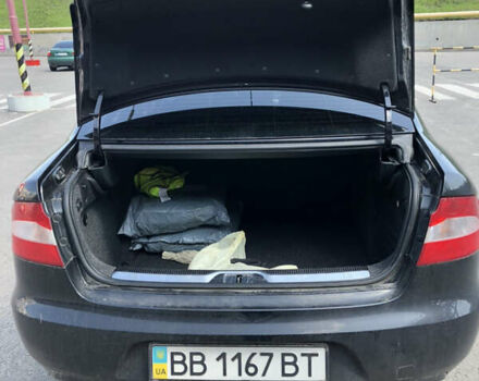 Черный Шкода Суперб, объемом двигателя 1.8 л и пробегом 255 тыс. км за 7500 $, фото 1 на Automoto.ua