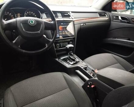 Черный Шкода Суперб, объемом двигателя 1.97 л и пробегом 369 тыс. км за 7690 $, фото 29 на Automoto.ua