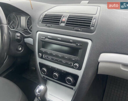 Черный Шкода Суперб, объемом двигателя 1.6 л и пробегом 239 тыс. км за 6700 $, фото 10 на Automoto.ua