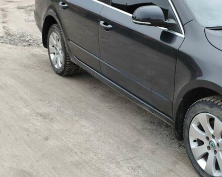 Черный Шкода Суперб, объемом двигателя 1.8 л и пробегом 60 тыс. км за 10500 $, фото 18 на Automoto.ua