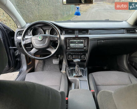 Черный Шкода Суперб, объемом двигателя 1.8 л и пробегом 342 тыс. км за 6500 $, фото 37 на Automoto.ua