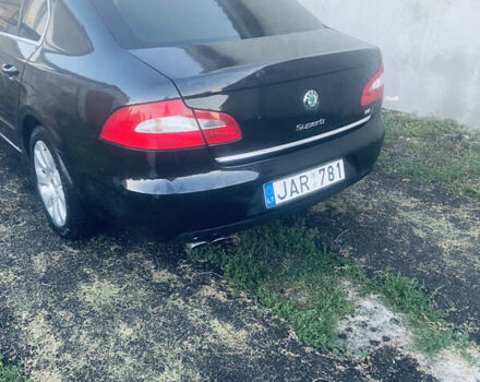 Чорний Шкода Суперб, об'ємом двигуна 2 л та пробігом 260 тис. км за 5900 $, фото 3 на Automoto.ua