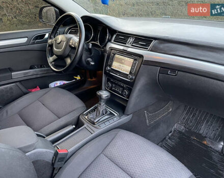 Черный Шкода Суперб, объемом двигателя 1.8 л и пробегом 342 тыс. км за 6500 $, фото 44 на Automoto.ua