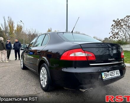 Черный Шкода Суперб, объемом двигателя 1.8 л и пробегом 114 тыс. км за 6300 $, фото 3 на Automoto.ua