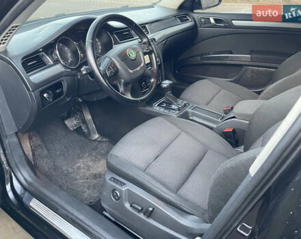 Черный Шкода Суперб, объемом двигателя 1.8 л и пробегом 342 тыс. км за 6500 $, фото 41 на Automoto.ua