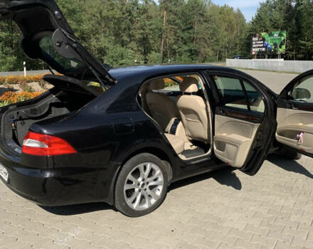Шкода Суперб 2009 в Коростене на Automoto.ua Черный Шкода Суперб, объемом двигателя 1.97 л и пробегом 283 тыс. км за 9500 $, фото 8 на Automoto.ua