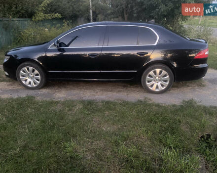 Чорний Шкода Суперб, об'ємом двигуна 2 л та пробігом 260 тис. км за 5900 $, фото 6 на Automoto.ua