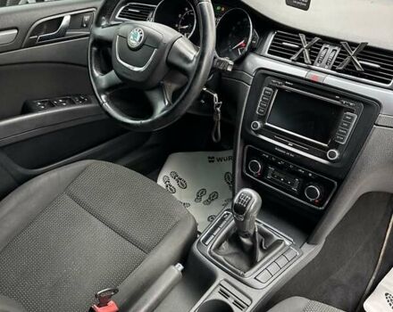 Черный Шкода Суперб, объемом двигателя 1.8 л и пробегом 295 тыс. км за 7400 $, фото 4 на Automoto.ua