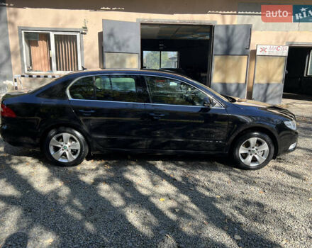 Чорний Шкода Суперб, об'ємом двигуна 1.39 л та пробігом 177 тис. км за 8600 $, фото 2 на Automoto.ua