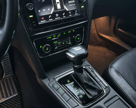 Черный Шкода Суперб, объемом двигателя 2 л и пробегом 310 тыс. км за 10500 $, фото 20 на Automoto.ua