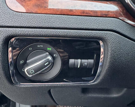 Черный Шкода Суперб, объемом двигателя 1.97 л и пробегом 261 тыс. км за 11700 $, фото 15 на Automoto.ua