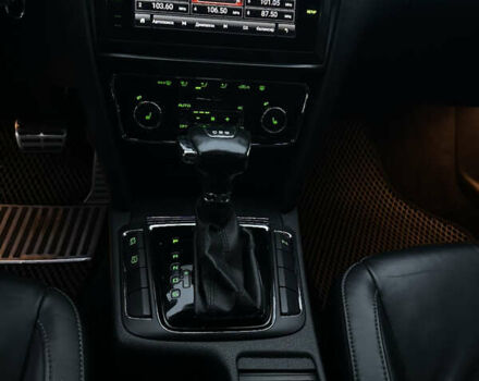 Черный Шкода Суперб, объемом двигателя 2 л и пробегом 310 тыс. км за 10500 $, фото 19 на Automoto.ua