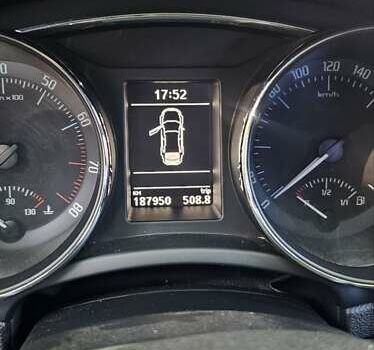 Черный Шкода Суперб, объемом двигателя 1.8 л и пробегом 189 тыс. км за 8400 $, фото 2 на Automoto.ua