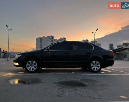 Черный Шкода Суперб, объемом двигателя 1.8 л и пробегом 247 тыс. км за 7399 $, фото 6 на Automoto.ua