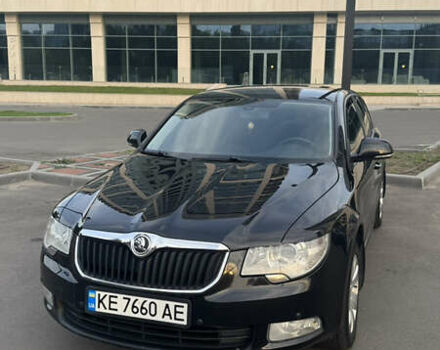 Черный Шкода Суперб, объемом двигателя 1.78 л и пробегом 208 тыс. км за 8000 $, фото 2 на Automoto.ua
