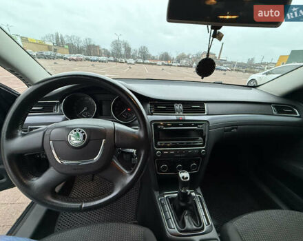 Черный Шкода Суперб, объемом двигателя 1.6 л и пробегом 326 тыс. км за 7000 $, фото 11 на Automoto.ua