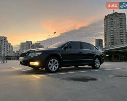 Черный Шкода Суперб, объемом двигателя 1.8 л и пробегом 247 тыс. км за 7399 $, фото 1 на Automoto.ua