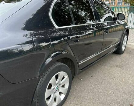 Чорний Шкода Суперб, об'ємом двигуна 1.8 л та пробігом 150 тис. км за 10000 $, фото 4 на Automoto.ua