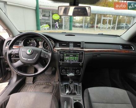 Шкода Суперб 2011 у Дніпро (Дніпропетровську) на Automoto.ua Чорний Шкода Суперб, об'ємом двигуна 1.8 л та пробігом 221 тис. км за 7950 $, фото 11 на Automoto.ua