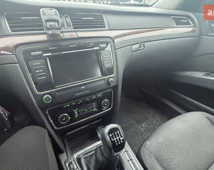 Черный Шкода Суперб, объемом двигателя 1.8 л и пробегом 245 тыс. км за 7750 $, фото 10 на Automoto.ua