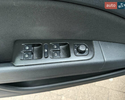 Черный Шкода Суперб, объемом двигателя 1.6 л и пробегом 326 тыс. км за 7000 $, фото 15 на Automoto.ua